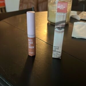 Kylie matte liquid eye shadow